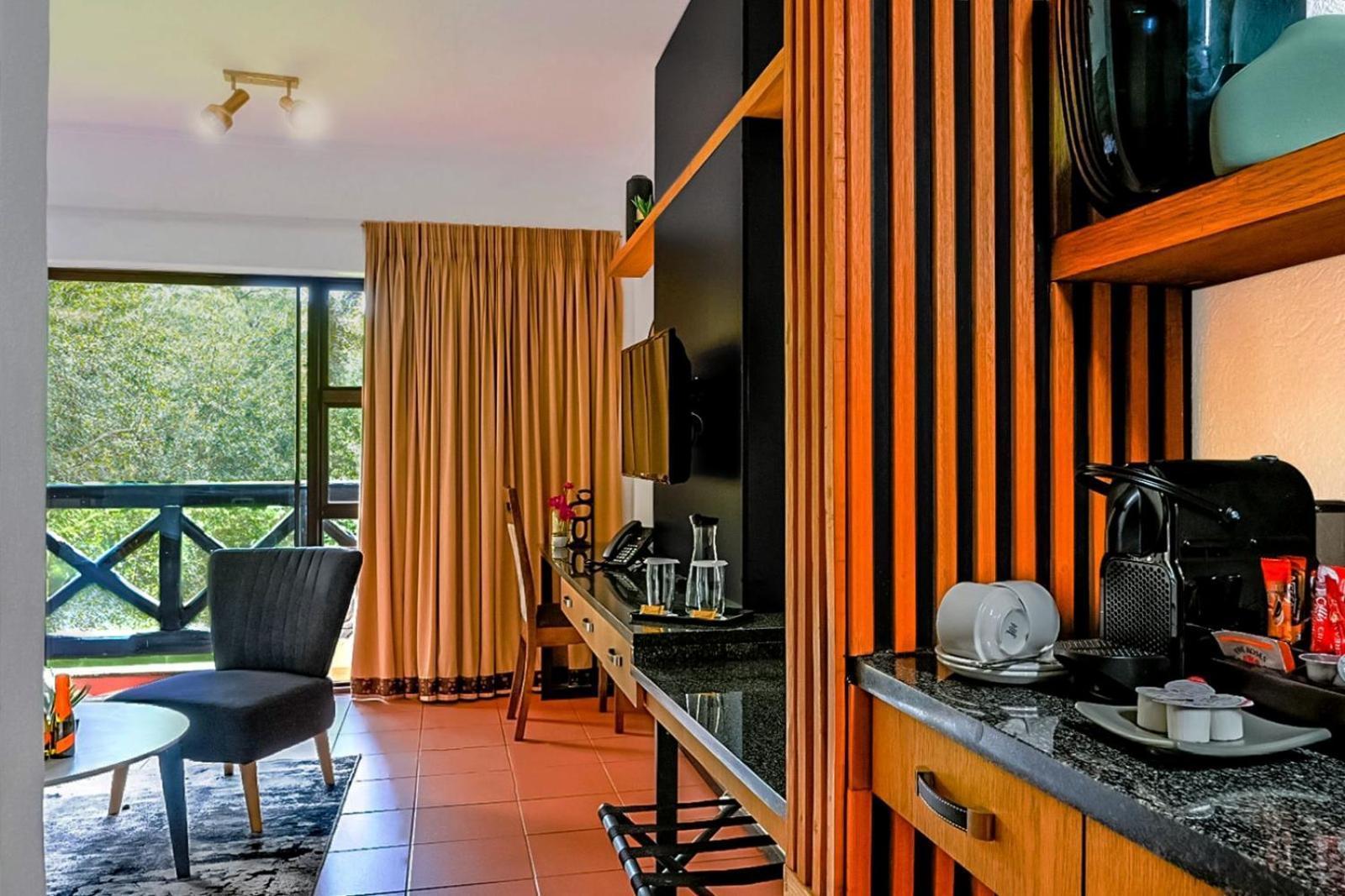 Sanbonani Hotel Hazyview Extérieur photo